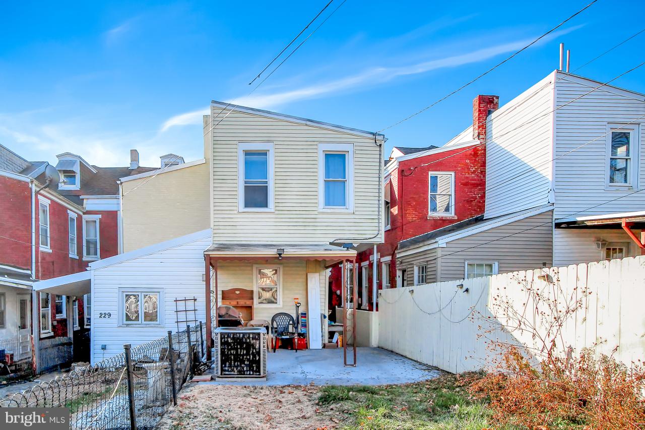 231 Chestnut Street Reading, PA 19611 - Photo 17 of 18 Gallery Image 17