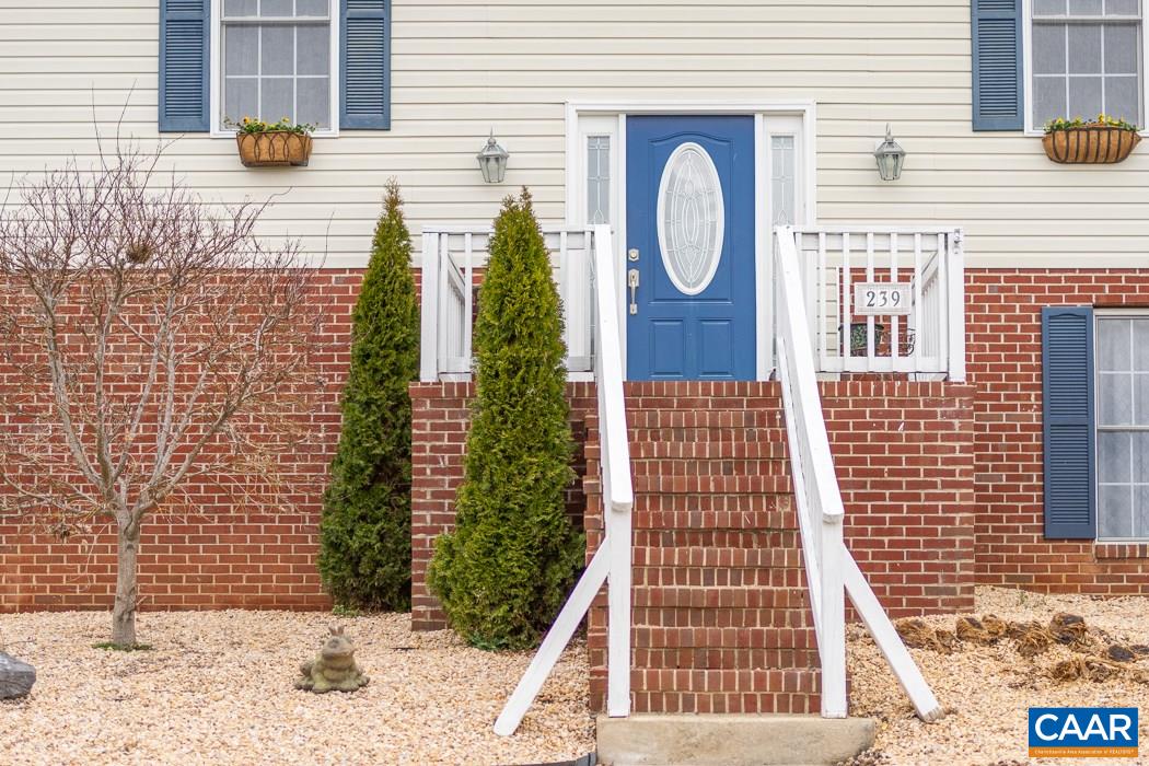 239 Long Meadow Road Fishersville, VA 22939 - Photo 3 of 43 Gallery Image 3