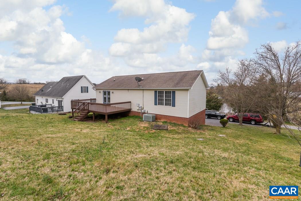 239 Long Meadow Road Fishersville, VA 22939 - Photo 37 of 43 Gallery Image 37