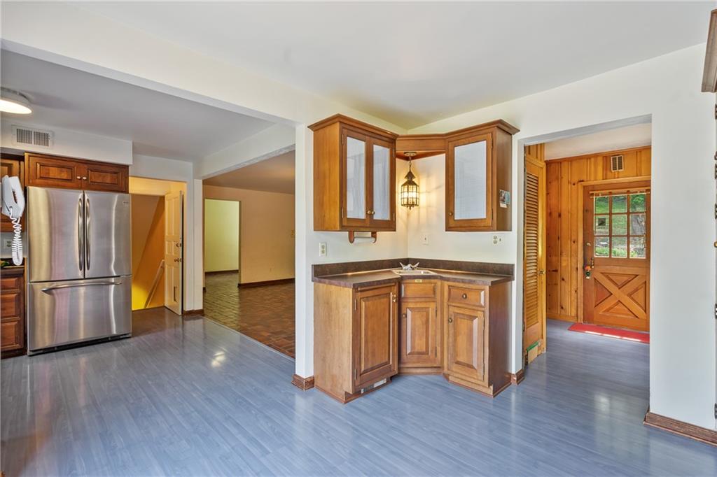 715 Old Mill Road Pittsburgh, PA 15238 - Photo 11 of 46 Kitchen, breakfast area & mud room