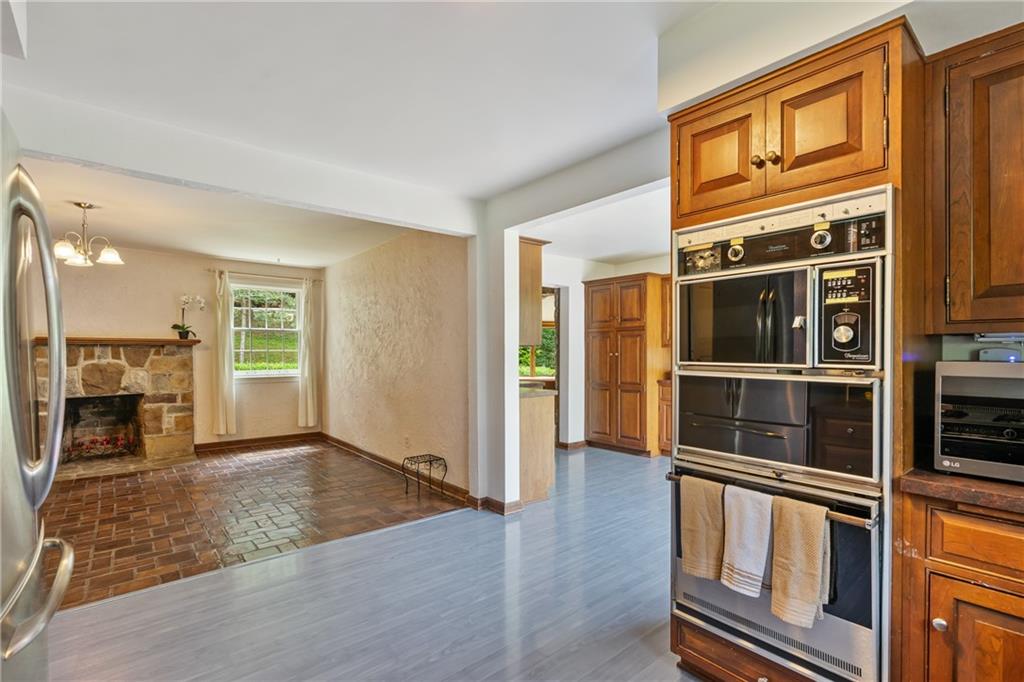 715 Old Mill Road Pittsburgh, PA 15238 - Photo 14 of 46 Gallery Image 14
