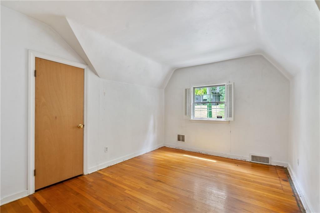 715 Old Mill Road Pittsburgh, PA 15238 - Photo 29 of 46 Front-facing bedroom