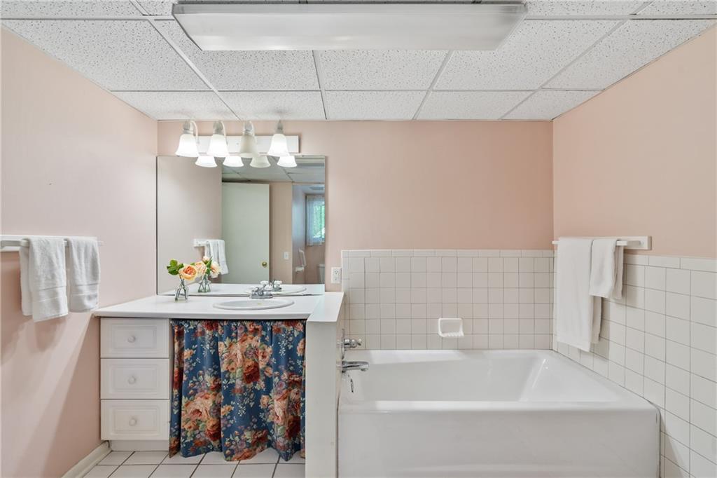 715 Old Mill Road Pittsburgh, PA 15238 - Photo 34 of 46 Lower level full bathroom