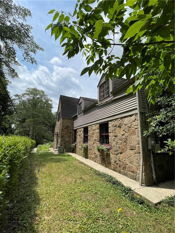 715 Old Mill Road Pittsburgh, PA 15238 - Photo 4 of 46 More cottage-style features