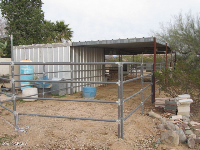 1111 West Joy Ranch Road Phoenix, AZ 85086 - Photo 11 of 13 Tack and Stall