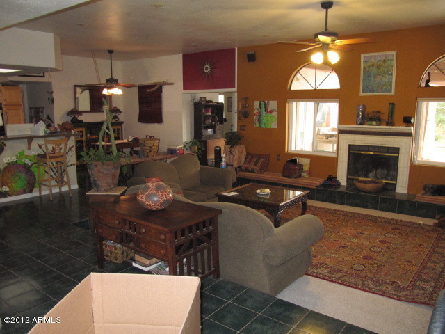 1111 West Joy Ranch Road Phoenix, AZ 85086 - Photo 6 of 13 Living and Dining