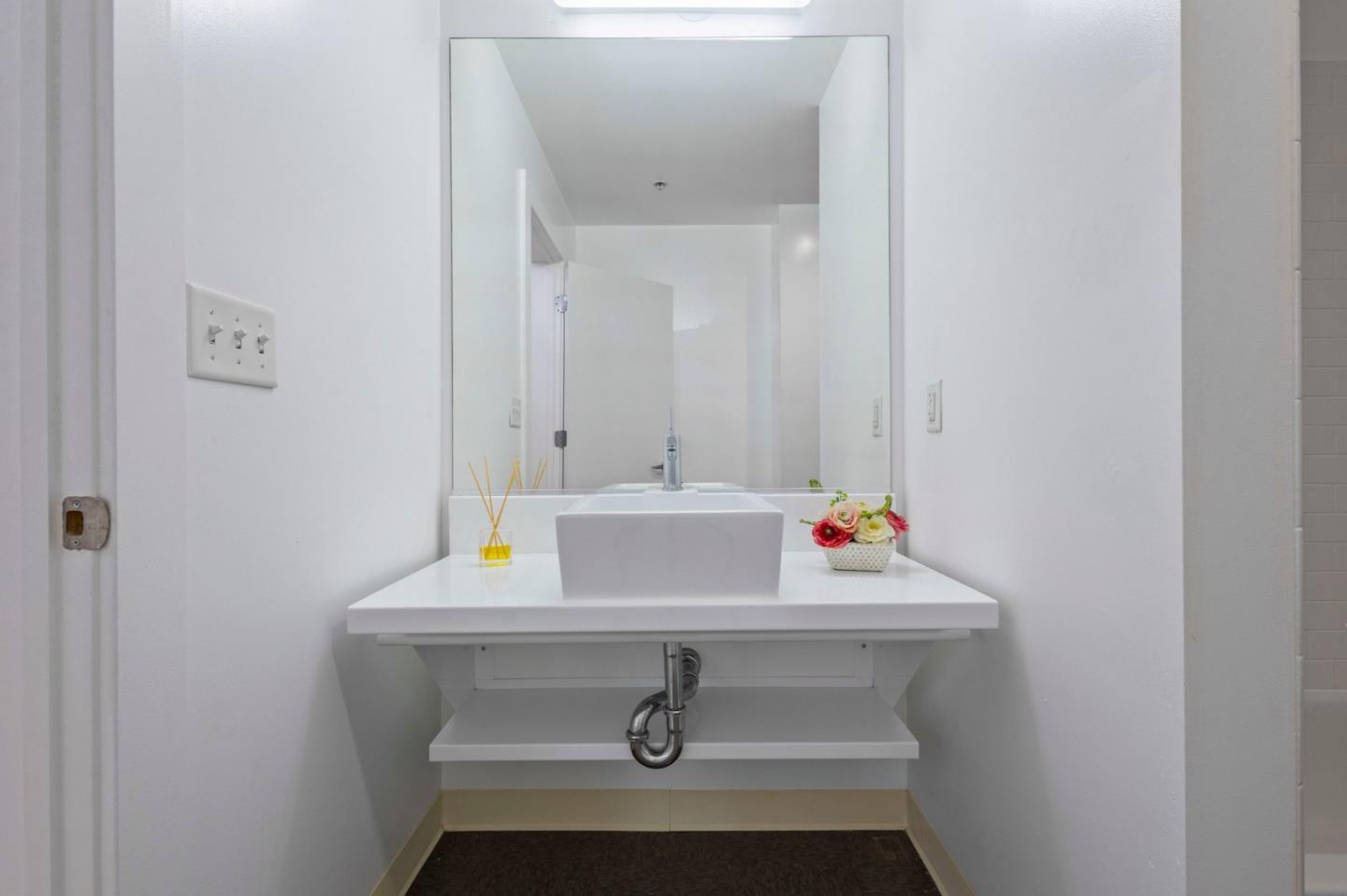 1201 Pine Street, Unit 139 Oakland, CA 94607 - Photo 22 of 39