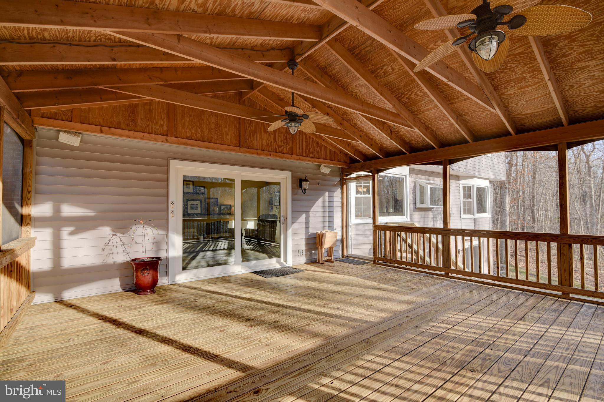 1911 Wintergreen Court Reston, VA 20191 - Photo 16 of 56 Gallery Image 16