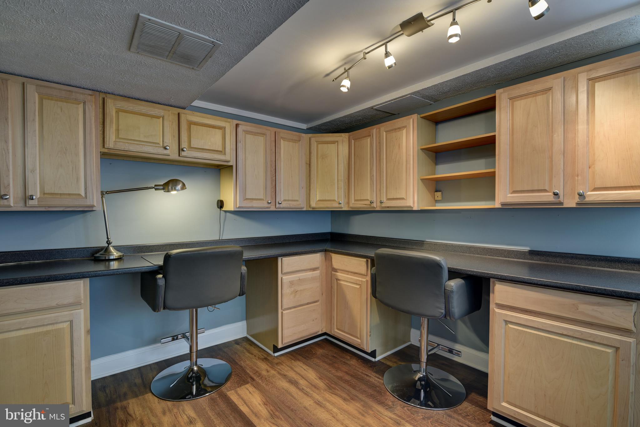 1911 Wintergreen Court Reston, VA 20191 - Photo 42 of 56 Gallery Image 42