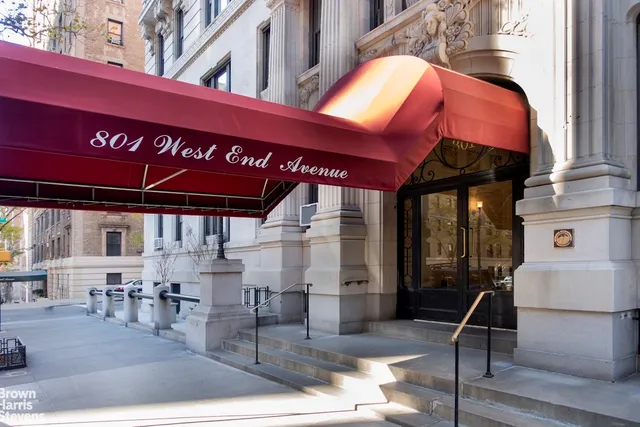 $2,350,000 | 801 West End Avenue, Unit 7A | Upper West Side