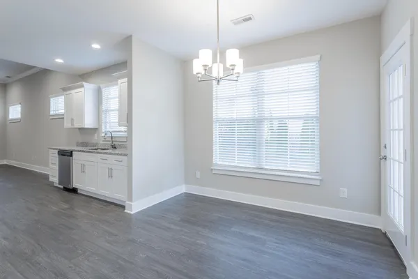 $2,700 | 8185 Double Eagle Court, Ooltewah, TN 37363