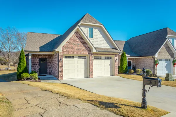 $2,700 | 8185 Double Eagle Court, Ooltewah, TN 37363