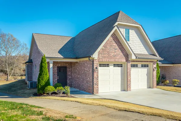$2,700 | 8185 Double Eagle Court, Ooltewah, TN 37363