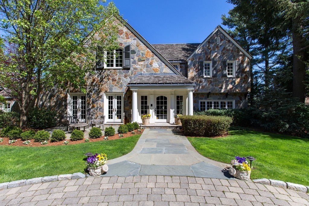 15 Clairemont Road Belmont, MA 02478 - Photo 3 of 30 Gallery Image 3