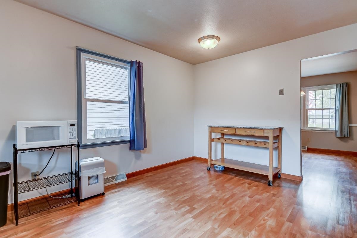 2308 Hampton Drive Springfield, IL 62704 - Photo 16 of 30 Gallery Image 16