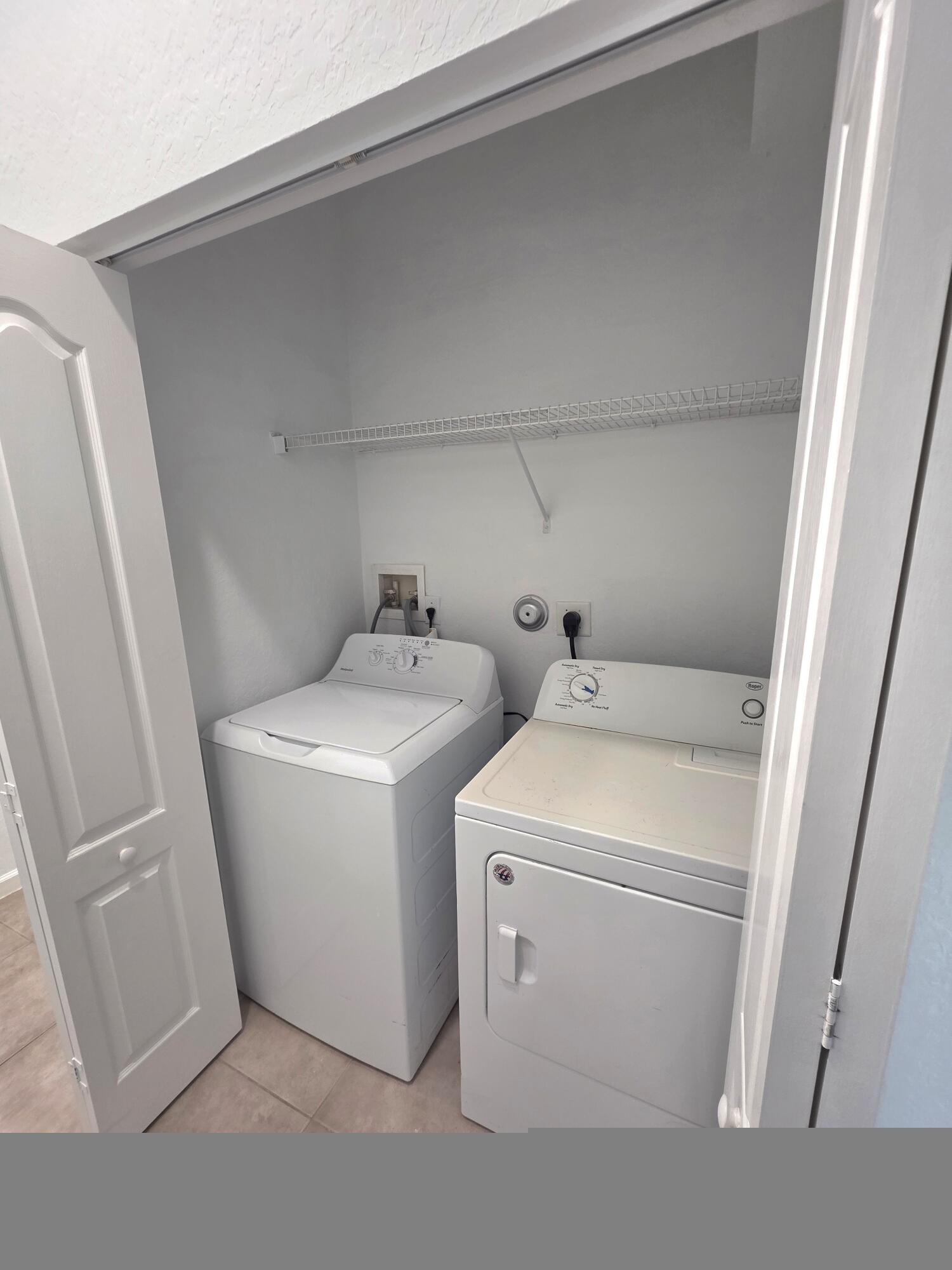 6204 Spring Lake Terrace Fort Pierce, FL 34951 - Photo 17 of 28 33690