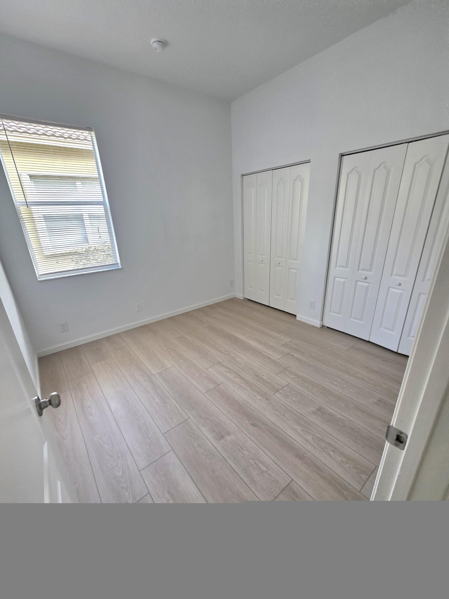 6204 Spring Lake Terrace Fort Pierce, FL 34951 - Photo 10 of 28 33684