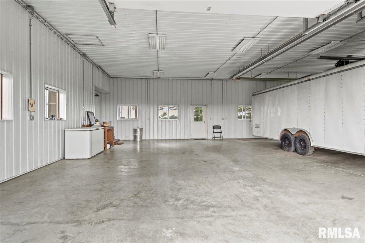 7250 Telstar Road Riverton, IL 62561 - Photo 25 of 78 Gallery Image 25
