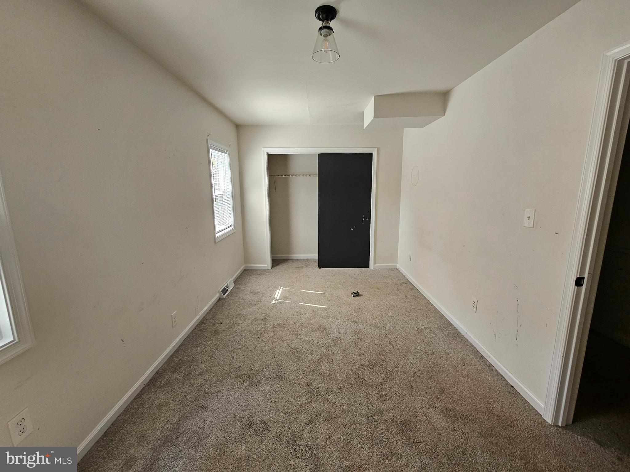 941 Conewago Creek Road Manchester, PA 17345 - Photo 16 of 22 an empty room with windows and closet