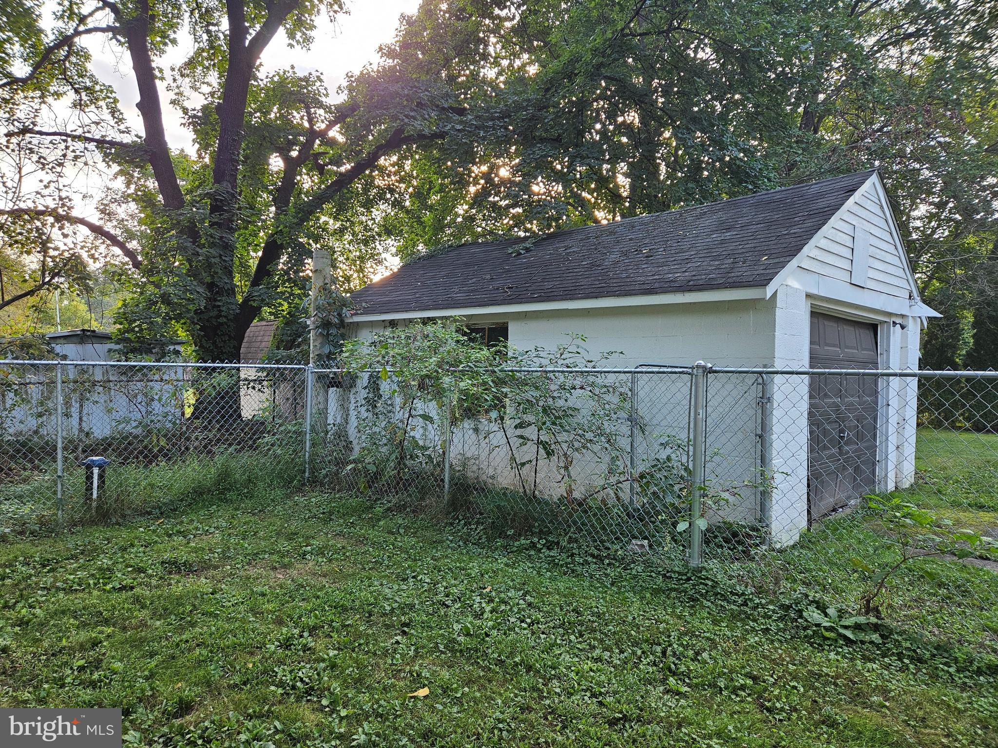 941 Conewago Creek Road Manchester, PA 17345 - Photo 6 of 22 a view of a backyard