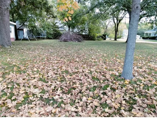 $17,000 | 201 East School Street, Hamilton, MO 64644