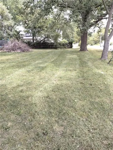 $17,000 | 201 East School Street, Hamilton, MO 64644