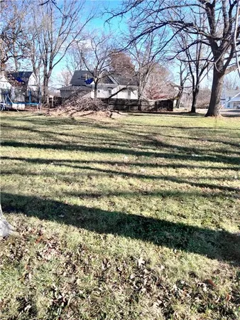 $17,000 | 201 East School Street, Hamilton, MO 64644