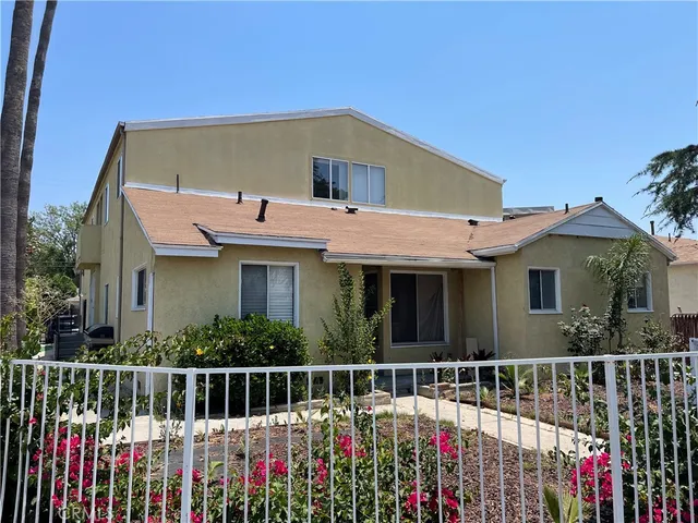 $2,100,000 | 6512 Balboa Boulevard, Van Nuys, CA 91406