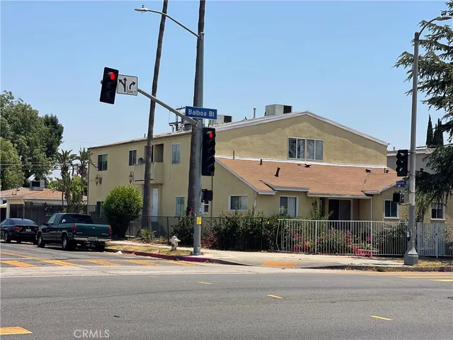 $2,100,000 | 6512 Balboa Boulevard, Van Nuys, CA 91406