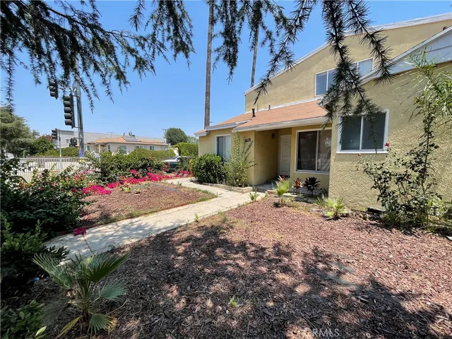$2,100,000 | 6512 Balboa Boulevard, Van Nuys, CA 91406