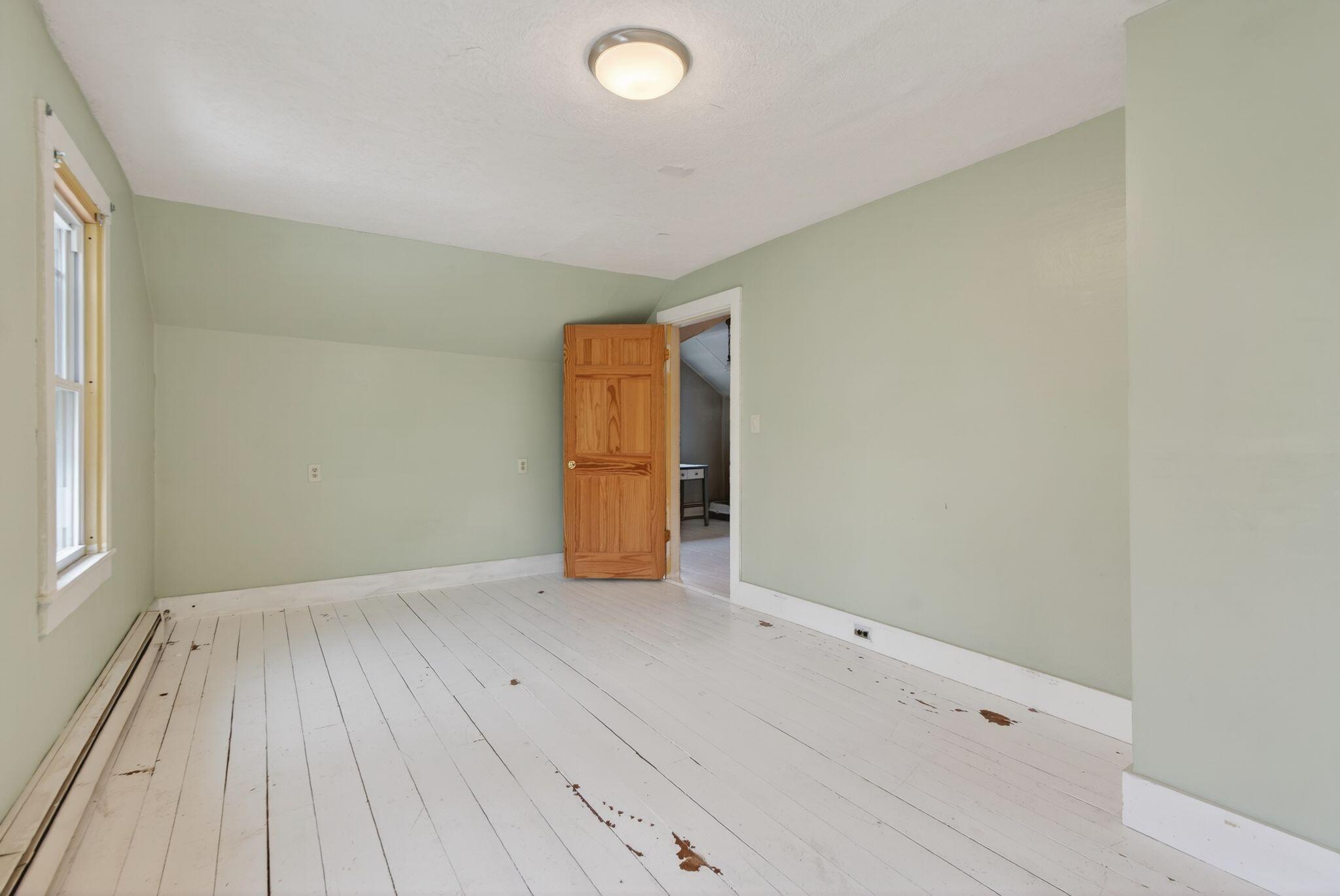 106 North Street Saco, ME 04072 - Photo 32 of 39 34_DSC04140