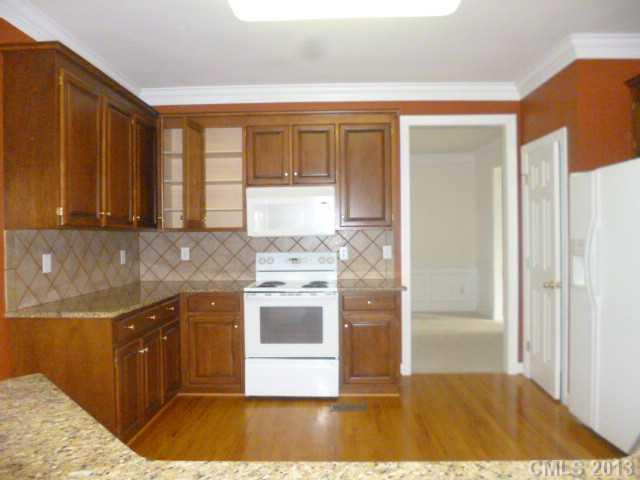 2147 Copperplate Road Charlotte, NC 28262 - Photo 7 of 16 Gallery Image 7