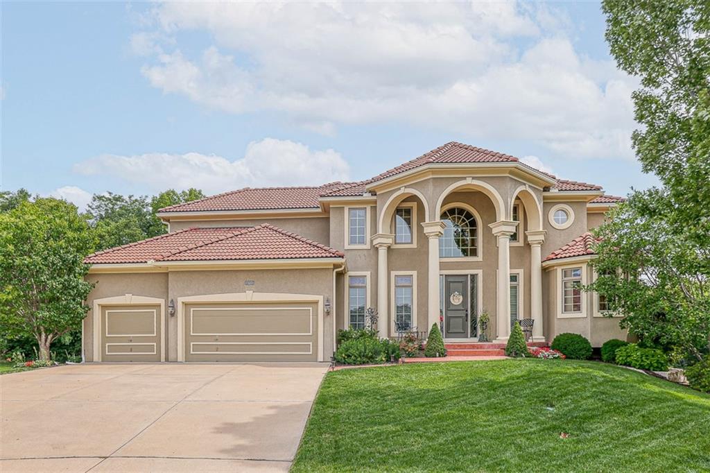 8700 Pine Street Lenexa, KS 66220 - Photo 1 of 88