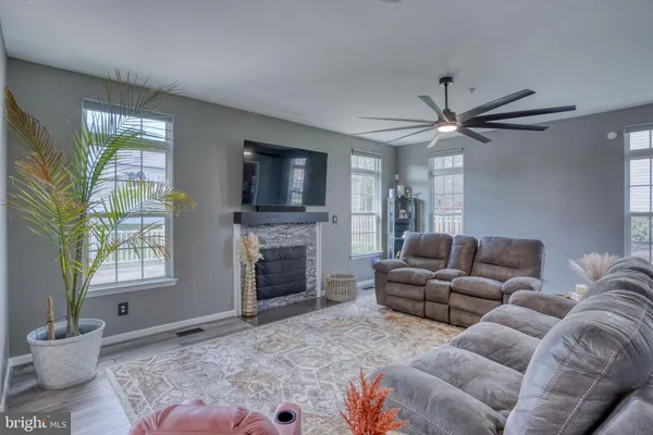 $599,990 | 204 Magnolia Drive, Elkton, MD 21921