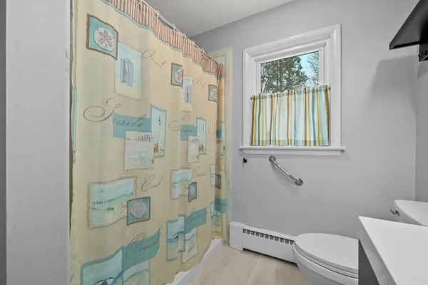 $349,900 | 616 Lake Shore Drive, Cadillac, MI 49601