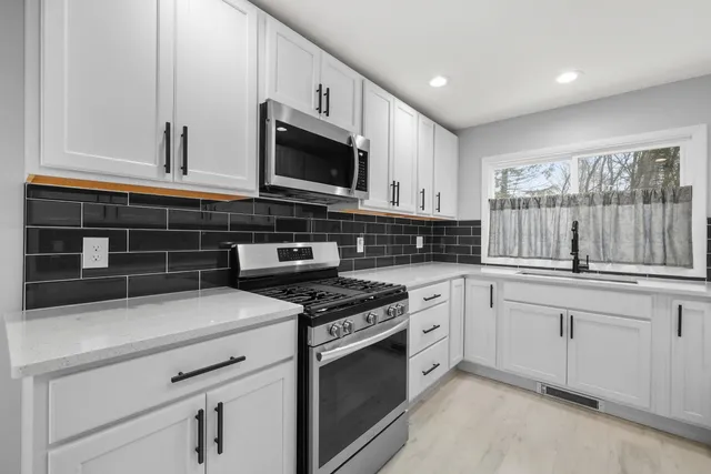 $349,900 | 616 Lake Shore Drive, Cadillac, MI 49601