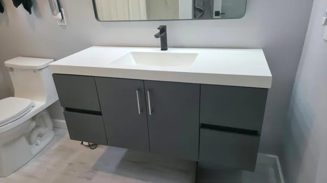 $356,900 | 616 Lake Shore Drive, Cadillac, MI 49601