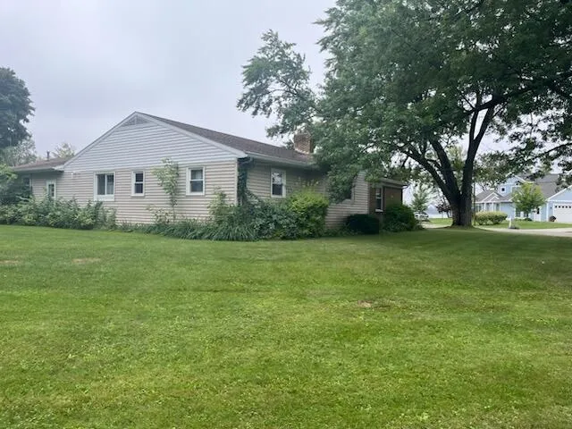 $356,900 | 616 Lake Shore Drive, Cadillac, MI 49601