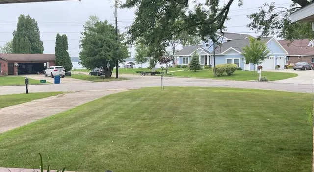 $356,900 | 616 Lake Shore Drive, Cadillac, MI 49601