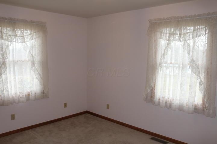 11878 Montgomery Road Fredericktown, OH 43019 - Photo 15 of 22 Gallery Image 15