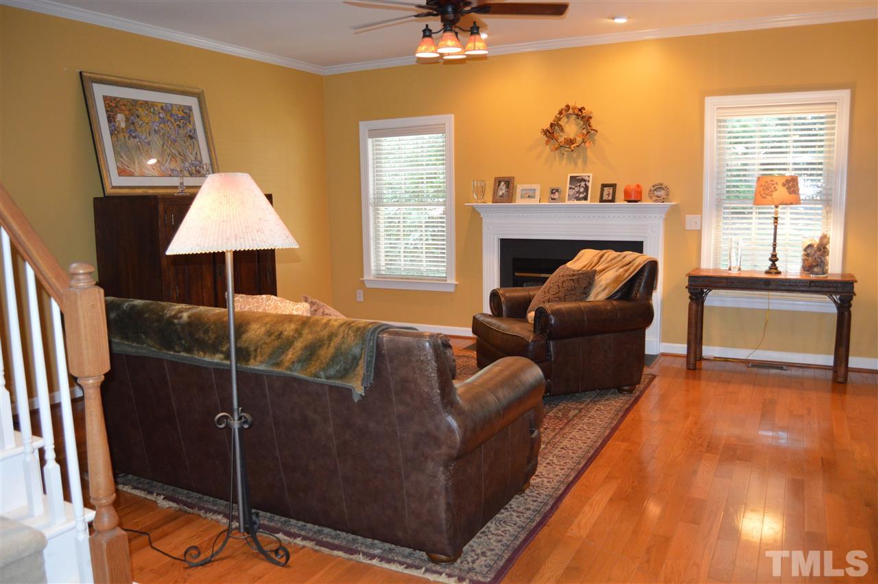 12442 Pawleys Mill Circle Raleigh, NC 27614 - Photo 2 of 18