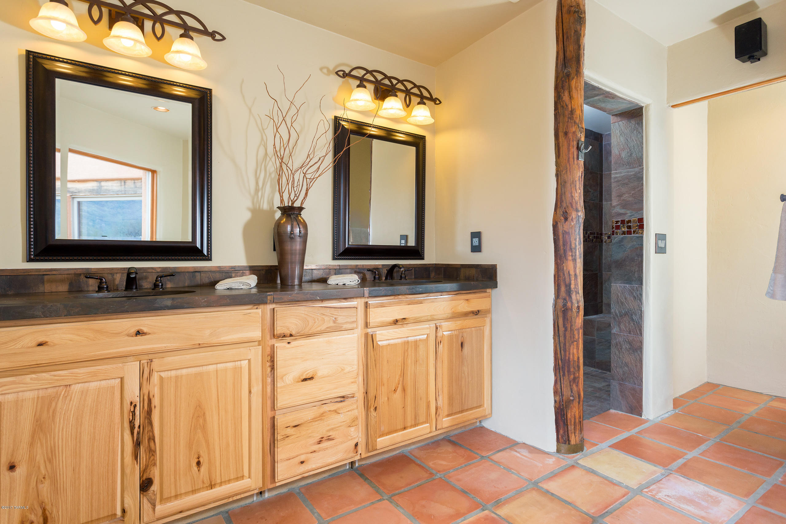 7329 South Pistol Hill Road Vail, AZ 85641 - Photo 19 of 39 Gallery Image 19