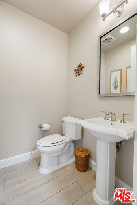 12015 North Ricasoli Way Porter Ranch, CA 91326 - Photo 27 of 68
