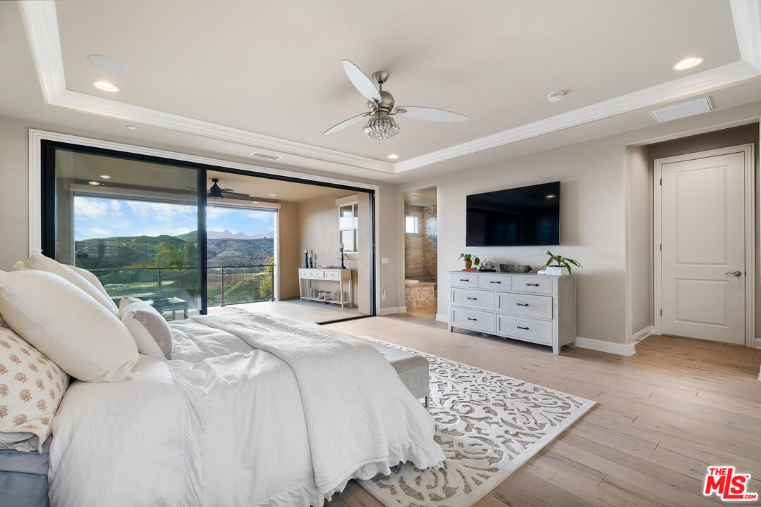12015 North Ricasoli Way Porter Ranch, CA 91326 - Photo 35 of 68