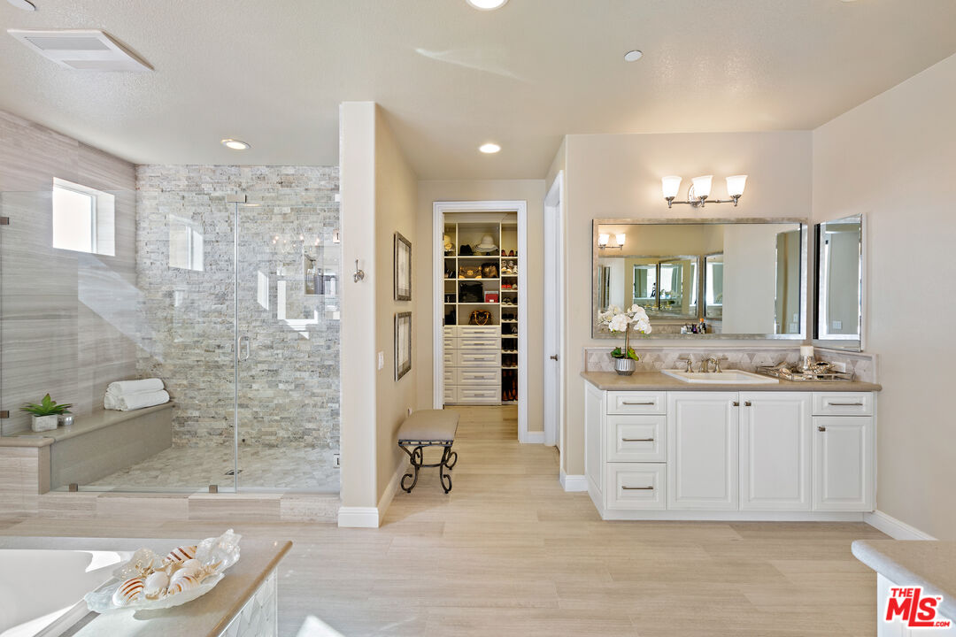 12015 North Ricasoli Way Porter Ranch, CA 91326 - Photo 43 of 68