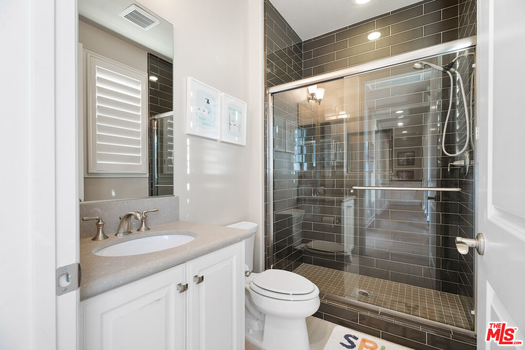 12015 North Ricasoli Way Porter Ranch, CA 91326 - Photo 65 of 68