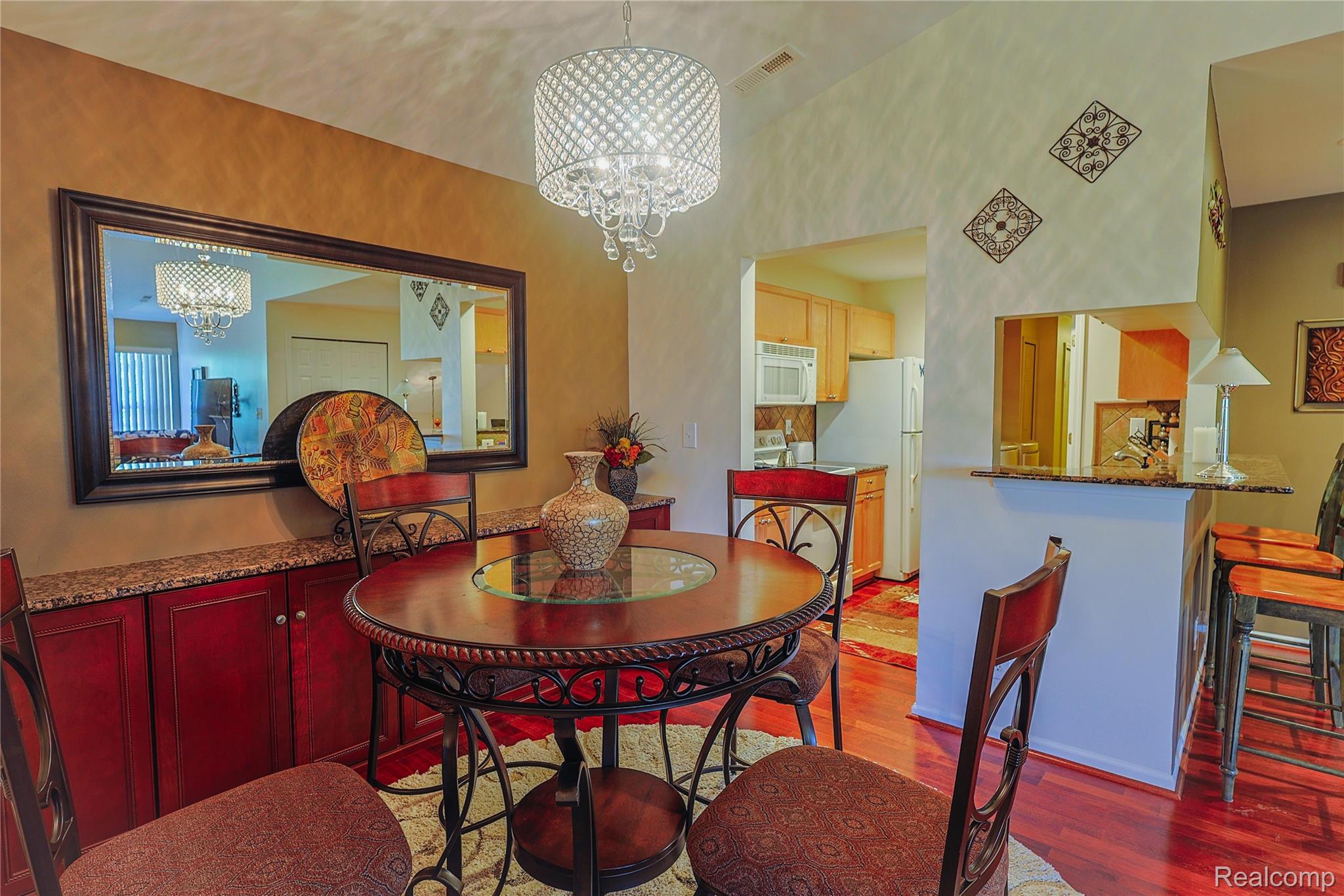 3581 Oakmonte Boulevard Rochester, MI 48306 - Photo 16 of 34