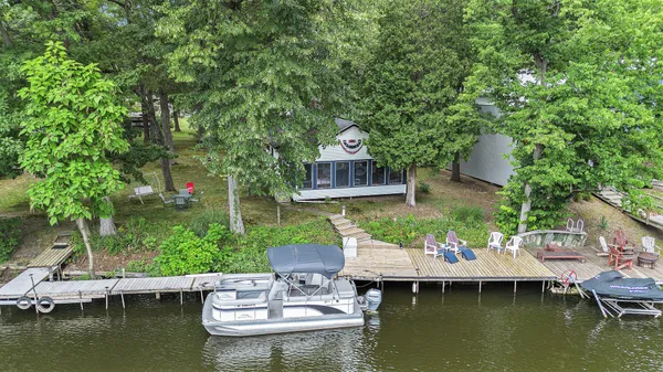 $239,914 | 14931 Bachelor Island, Buchanan, MI 49107