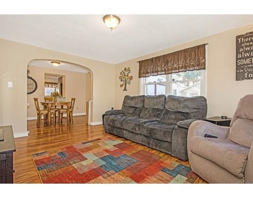 3 Clarendon Road Auburn, MA 01501 - Photo 10 of 28 Gallery Image 10