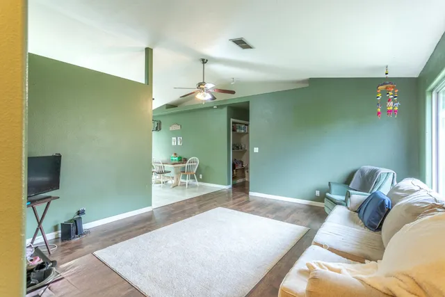 $275,000 | 5295 Pine Grove Avenue, Shasta Lake, CA 96019